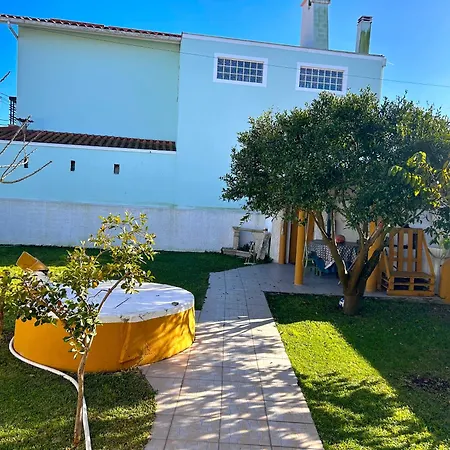 Ninho Da Irene Дом отдыха *